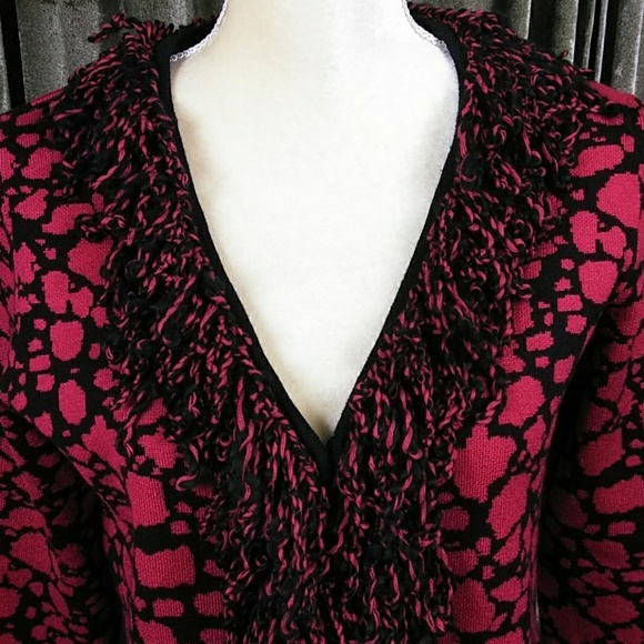 Size Medium Petite Ruby Rd Red/Black Sweater - Picture 4 of 8